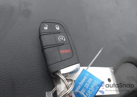 2021 Jeep Renegade Limited 4X4 from USA, damaged, VIN ZACNJDD10MPM26023